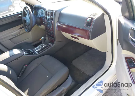 2006 Chrysler 300 from USA, damaged, VIN 2C3KA43R26H484558